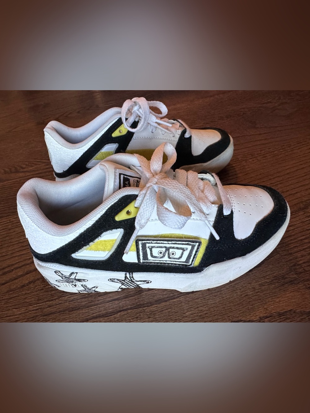 Puma Kids Spong Bob White Black & Yellow Low-Top Sneakers